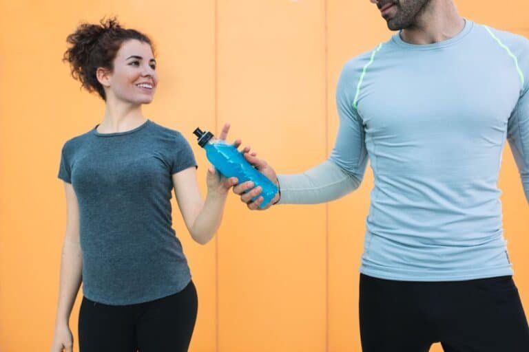 camiseta dry fit para atividades físicas