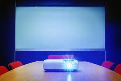 qual o projetor epson